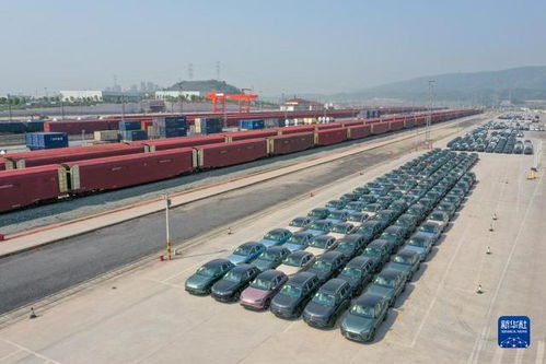 商品车借助铁路专列加速出海 运输代理谱写物流新篇章